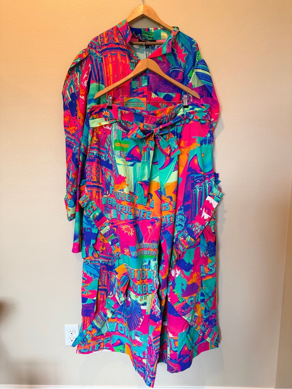 Chaouiche Women’s 4XL Colorful Blouse & Capri Pants 2-Piece Set NWT #0144